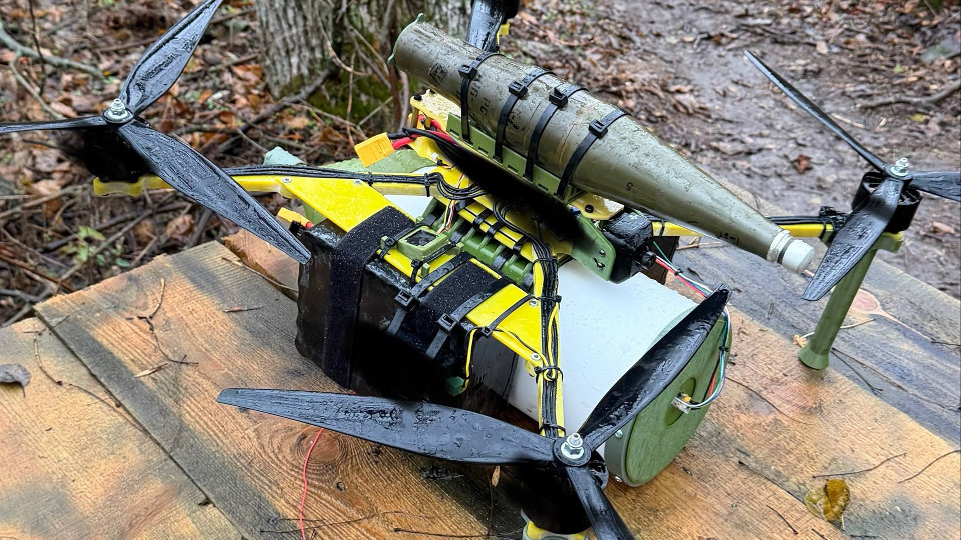 Ptashka published a video on its Telegram channel showing what it claimed is an FPV drone fitted with a 50km (31-mile) long spool