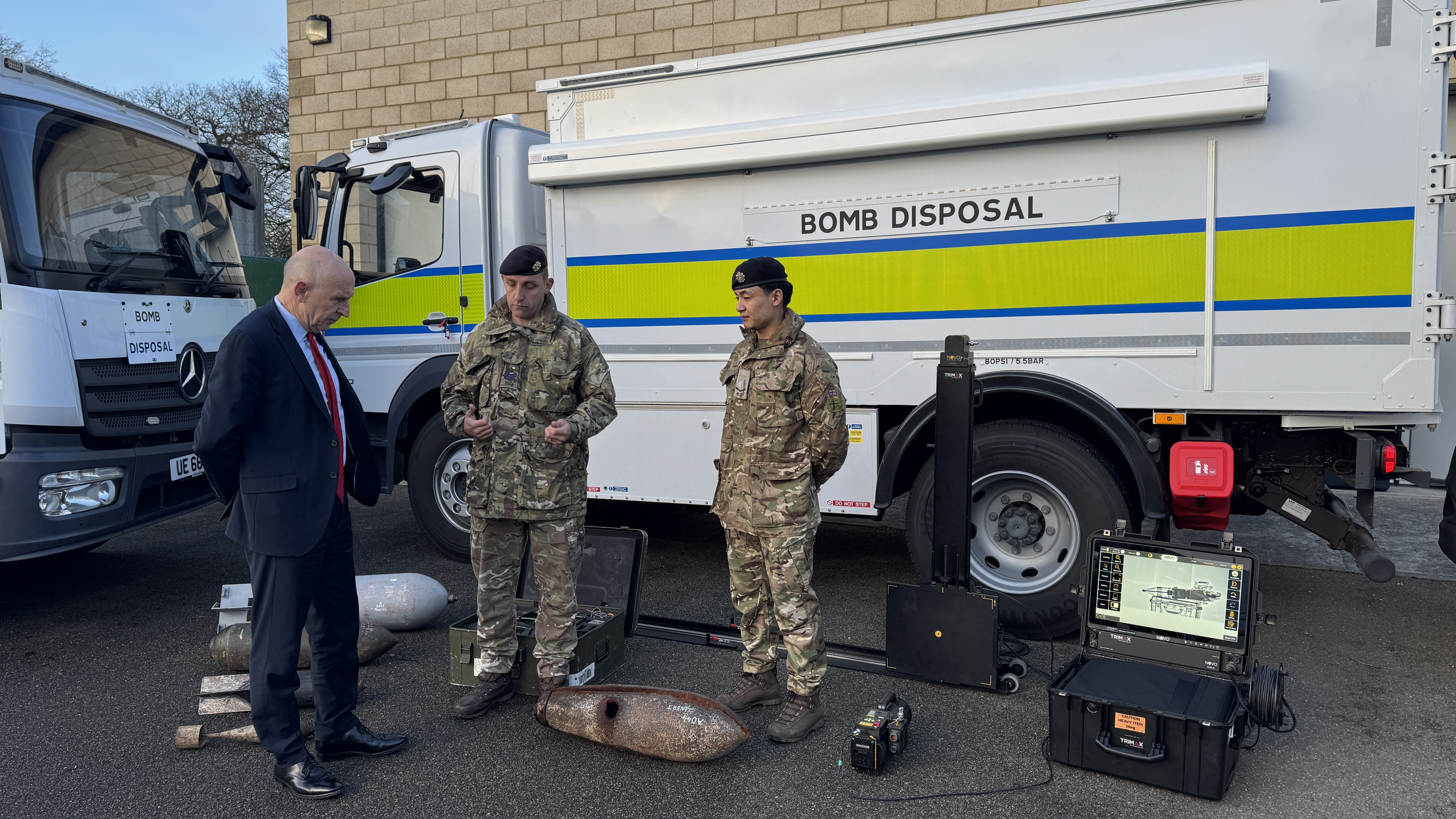 Healey meets EOD personnel
