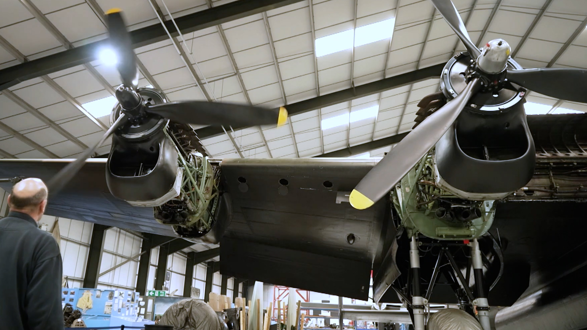 paddle-bladed propellers to give more power)