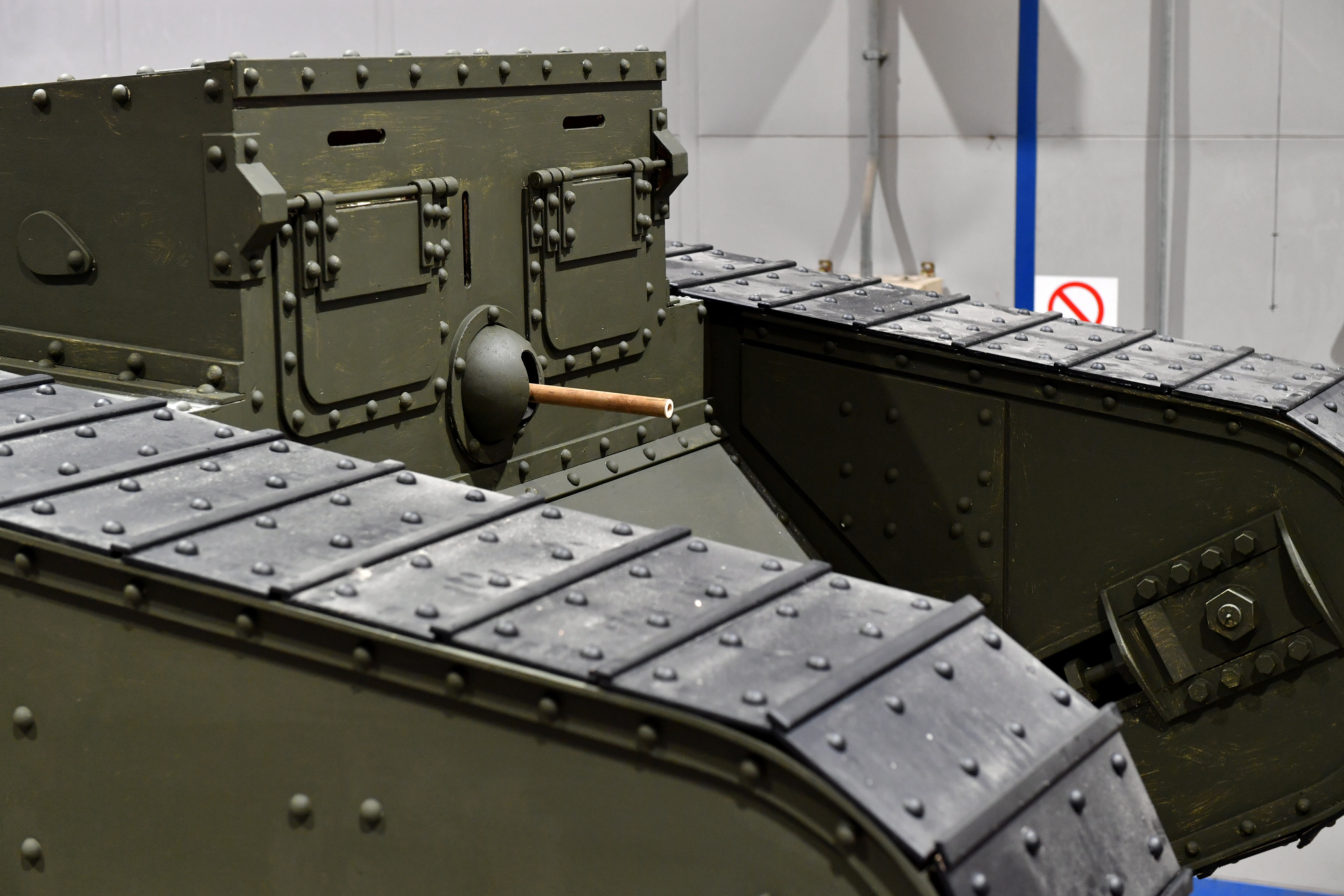 Geoff Armstrong's WW1 tank replica CREDIT SWNS