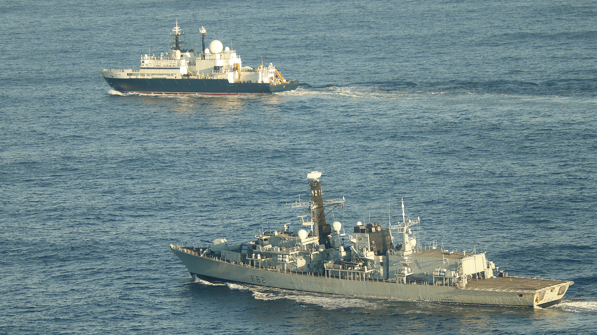 HMS Somerset flanks Russian spy ship Yantar near UK waters