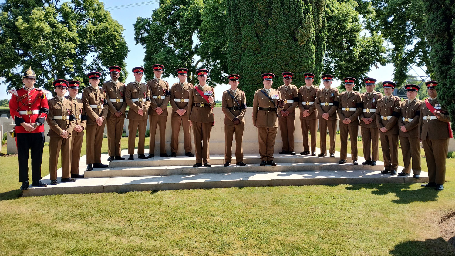 Members of the 1st Battalion Duke of Lancaster’s Regiment at the burial ceremony CREDIT Crown Copyright