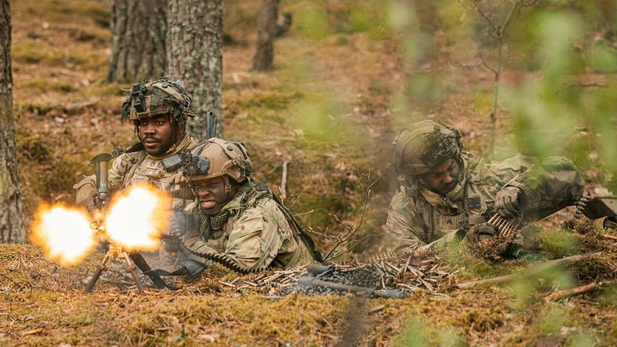 Soldiers from the US Army’s 2nd Cavalry Regiment engage the British paras as they defended their position Soldiers from the US Army’s 2nd Cavalry Regiment engage the British paras as they defended their position