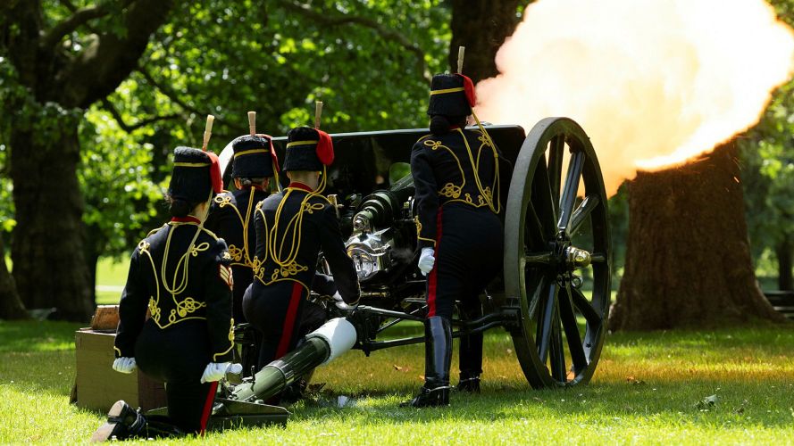 Soldiers from The King's Troop, Royal Horse Artillery fired a 41-gun salute with their historic 13-pounders for the King's Birthday Parade Soldiers from The King's Troop, Royal Horse Artillery fired a 41-gun salute with their historic 13-pounders for the King's Birthday Parade