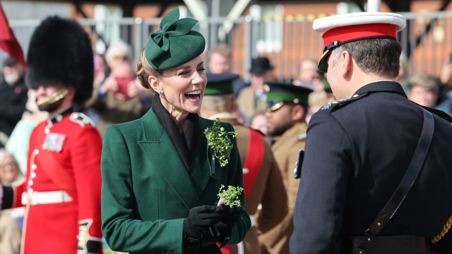 The Princess of Wales hands out sprigs of shamrock (Picture: PA) P of Wales on St Patrick's Day