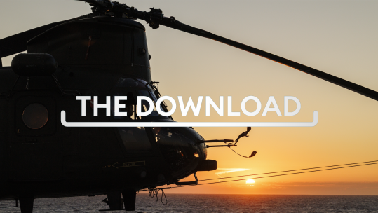RAF heavy-lift helicopters land on HMS Queen Elizabeth during training