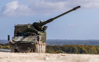 The RCH 155 mates the Boxer chassis with an automated turret containing the same main gun as the PzH2000 (Picture: MOD)