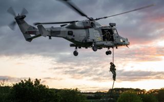 Lima Company, 42 Commando practise vehicle seizures and helicopter raids